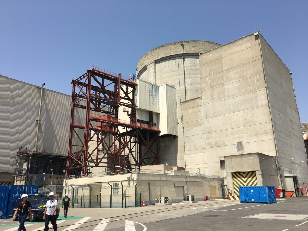 Réacteur nucléaire 900 MW