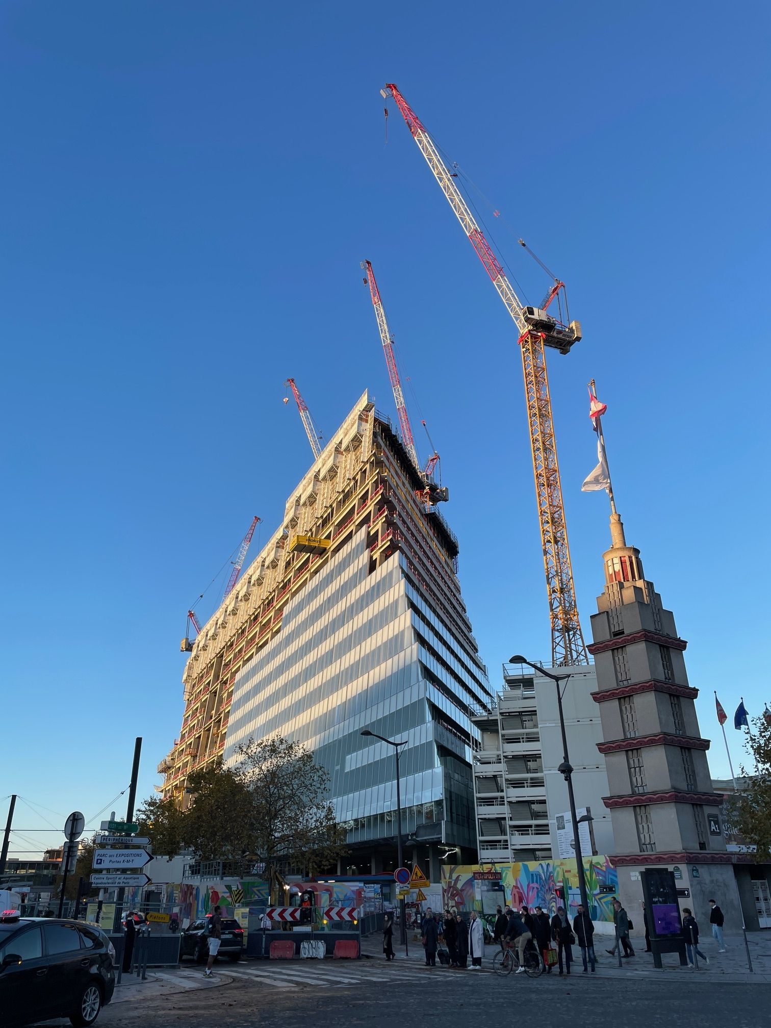 Construction de la Tour Triangle